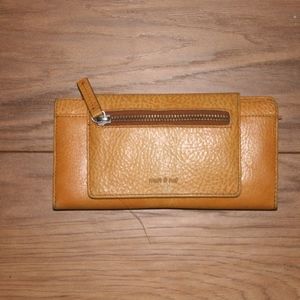 MATT & NAT WALLET